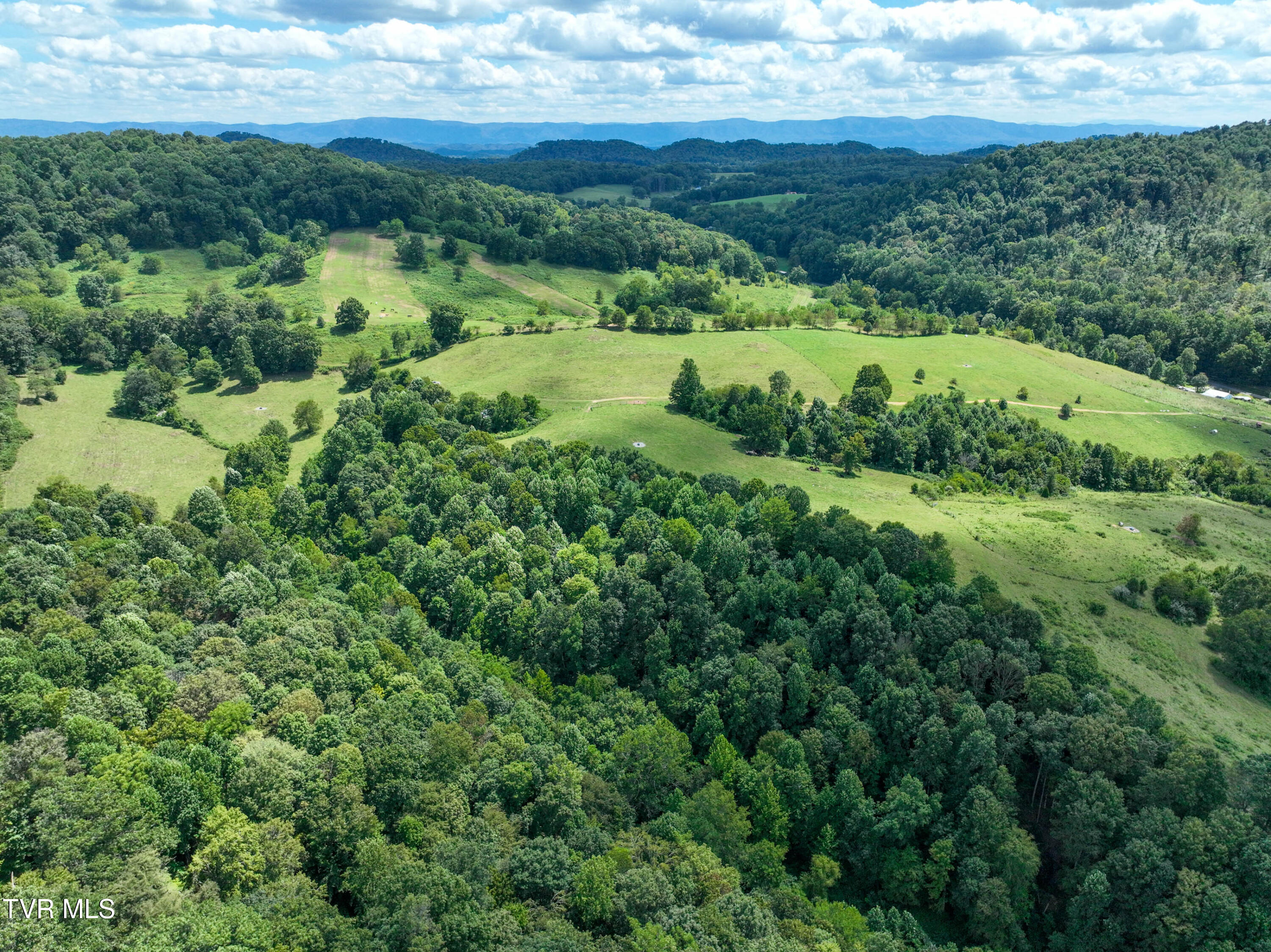 19429 Haskell Station Road Bristol, VA 24202 - Photo 29 of 46 19429 Haskell Station Rd Drone WELDON-29