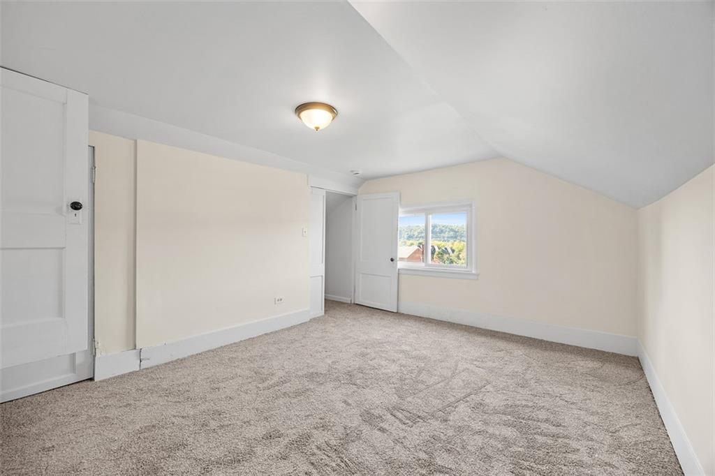 1700 Beaver Road Ambridge, PA 15003 - Photo 25 of 43 an empty room with windows