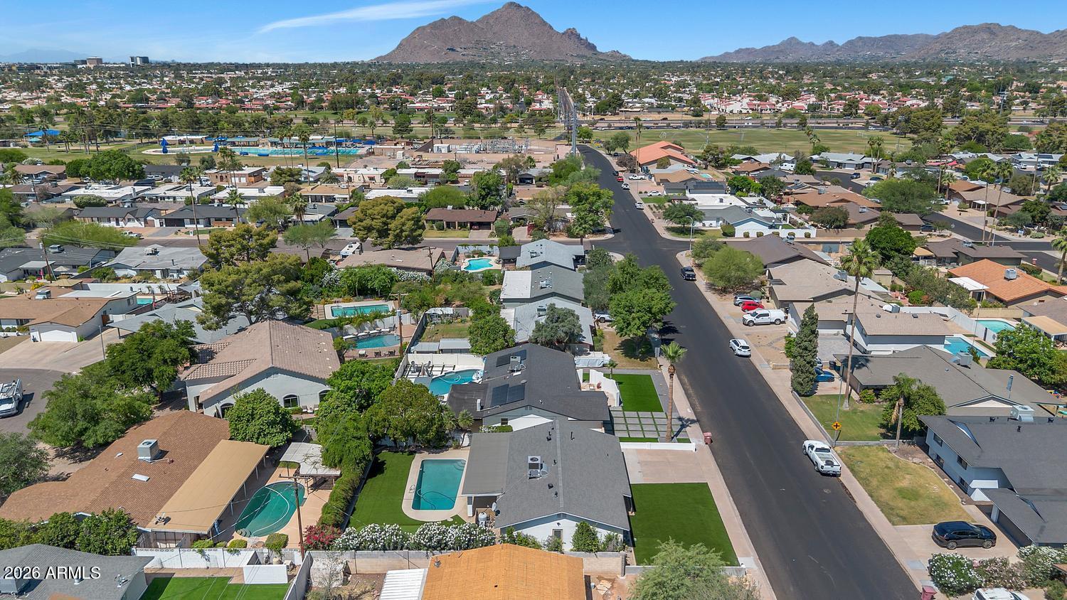 8225 East Jackrabbit Road Scottsdale, AZ 85250 - Photo 9 of 23 003-005-8225 E Jackrabbit-1500x844