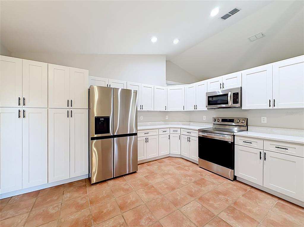 9537 Southwest 53rd Circle Ocala, FL 34476 - Photo 12 of 45