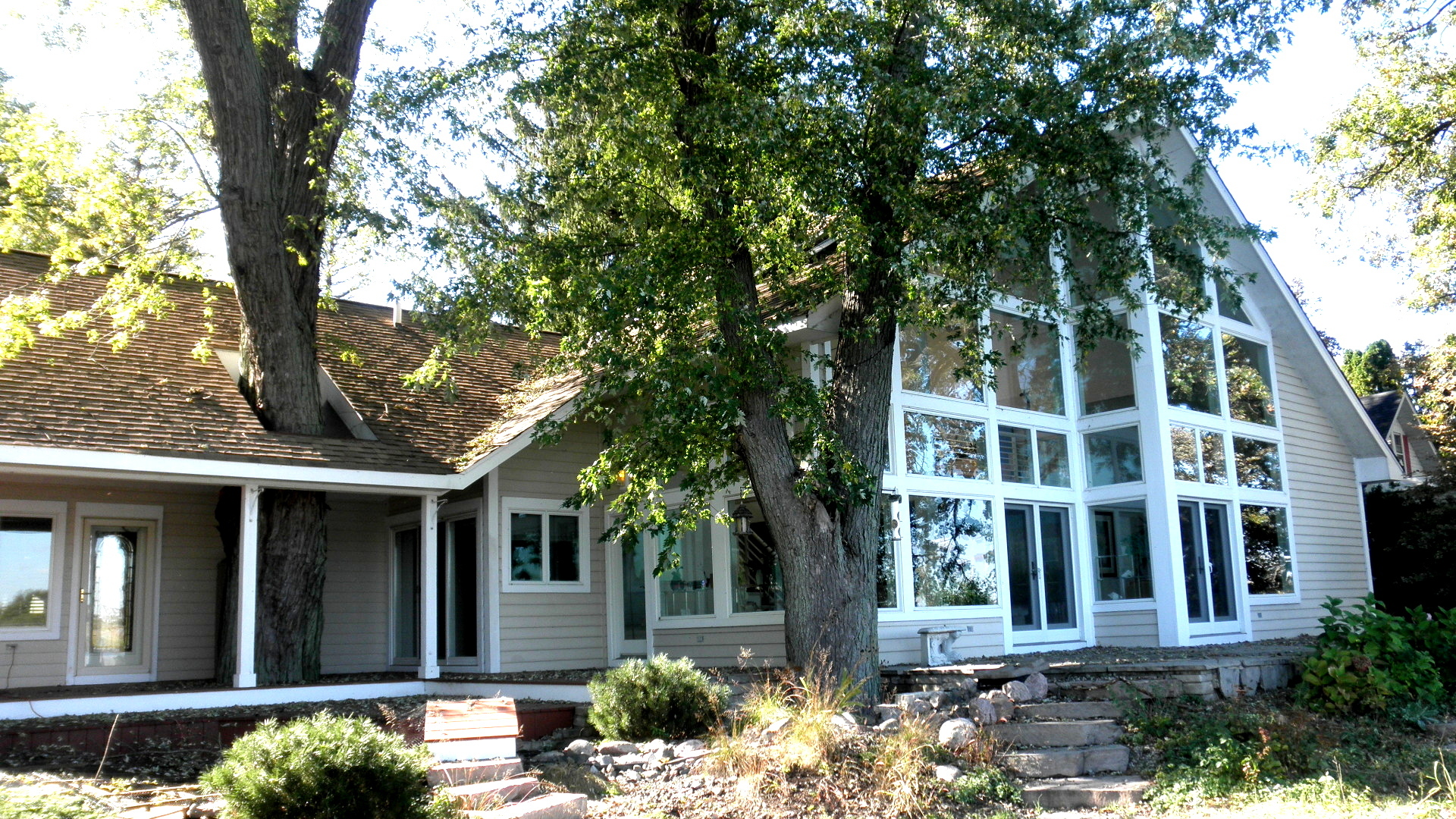 808 Tuxedo Lane Cary, IL 60013 - Photo 28 of 28 front view of a house with a tree