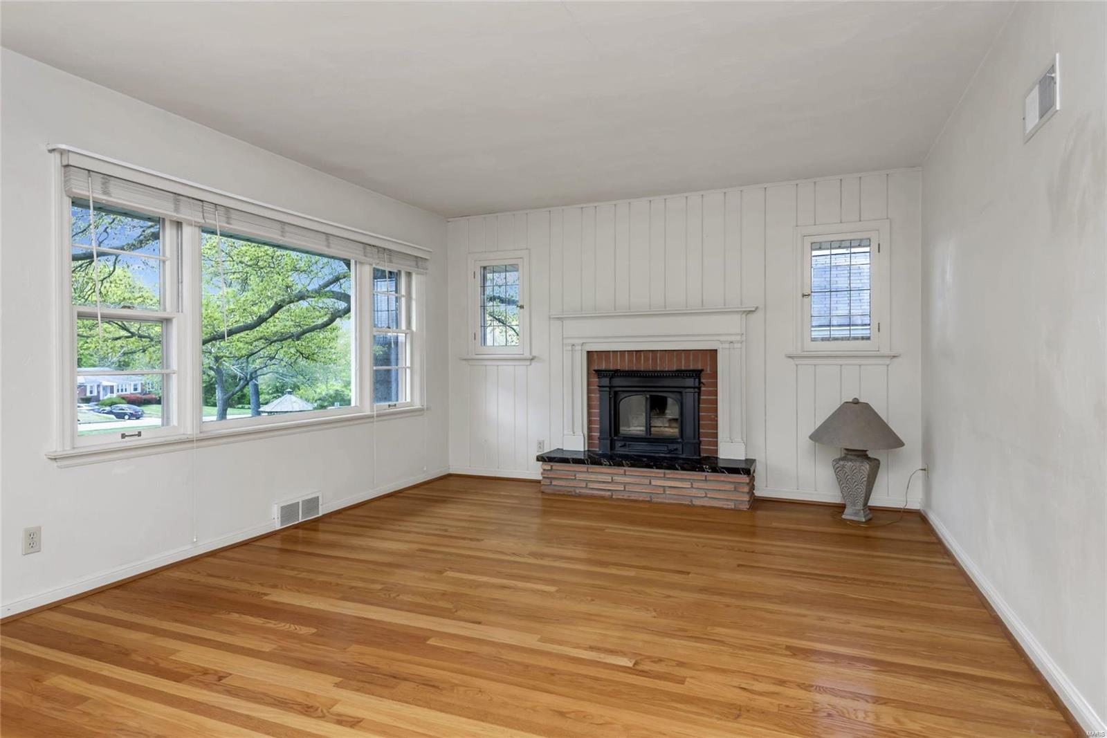 1614 North Berry Road St. Louis, MO 63119 - Photo 11 of 28 Gallery Image 11