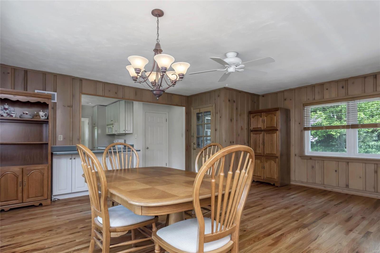 1614 North Berry Road St. Louis, MO 63119 - Photo 8 of 28 Gallery Image 8