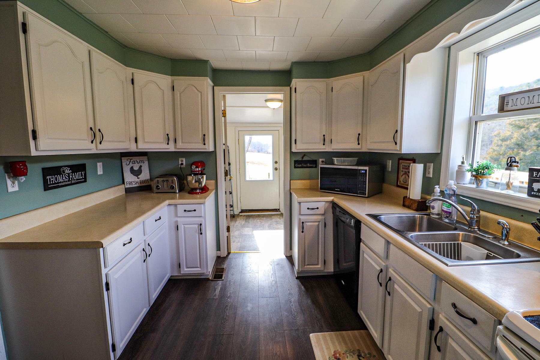 9021 Blacksburg Road Catawba, VA 24070 - Photo 7 of 32 Thomas7