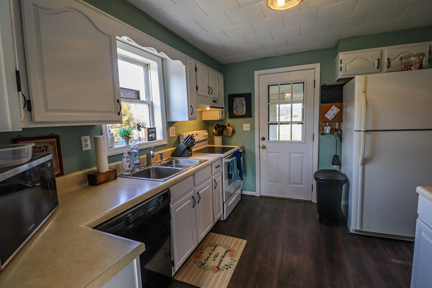 9021 Blacksburg Road Catawba, VA 24070 - Photo 8 of 32 Thomas8