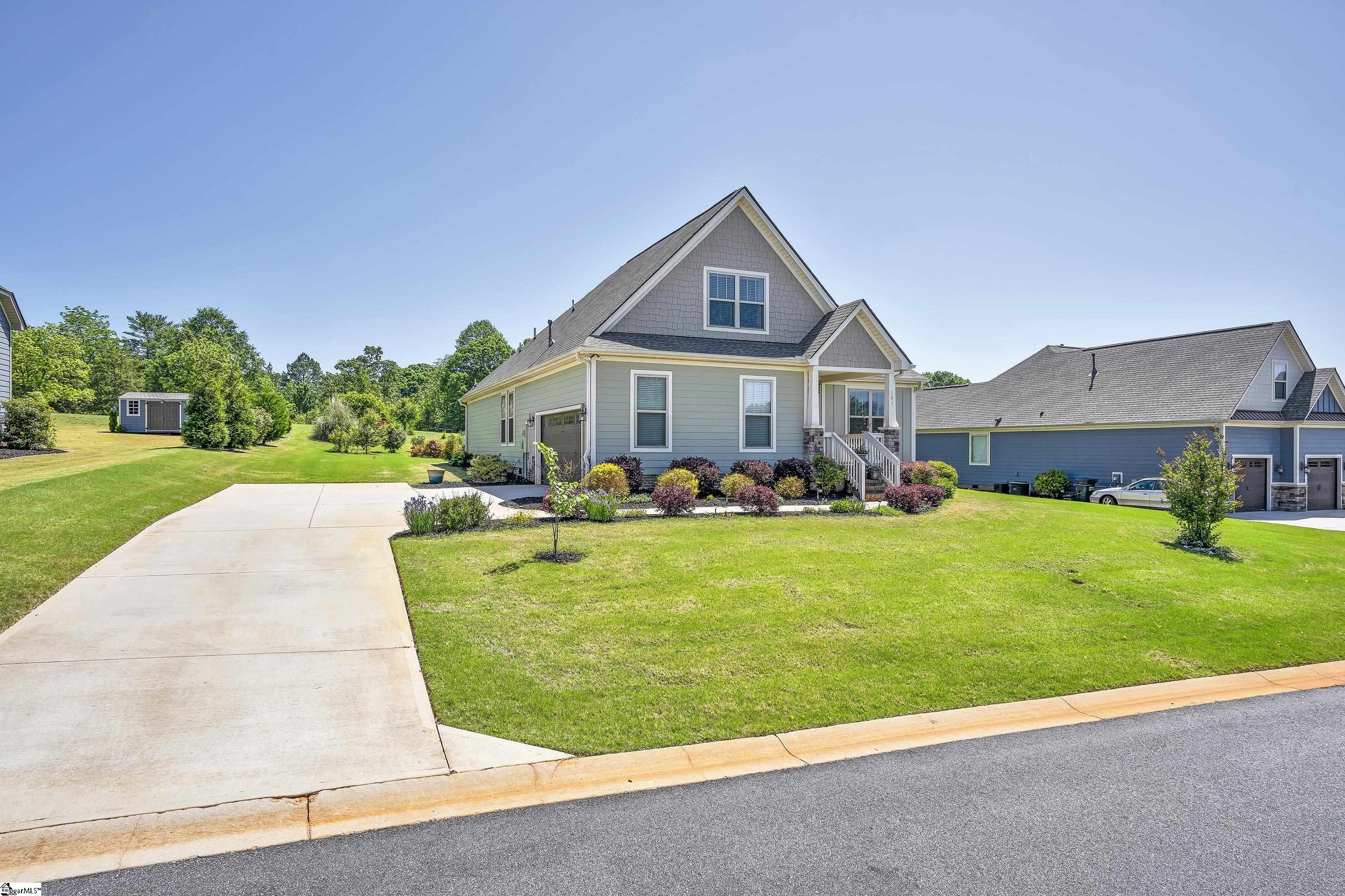 101 Timbertrail Way Travelers Rest, SC 29690 - Photo 3 of 27 Gallery Image 3