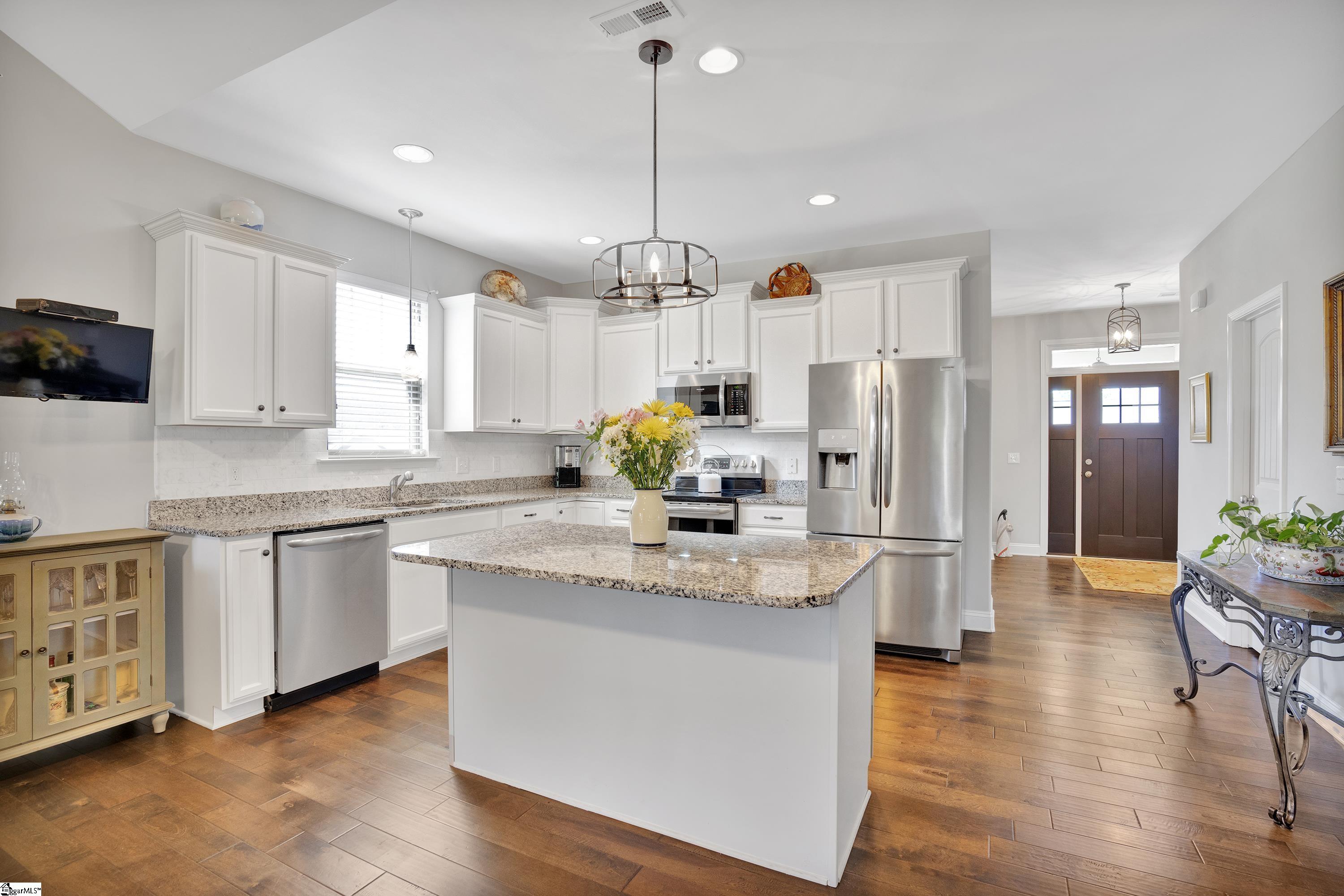 101 Timbertrail Way Travelers Rest, SC 29690 - Photo 6 of 27 Gallery Image 6