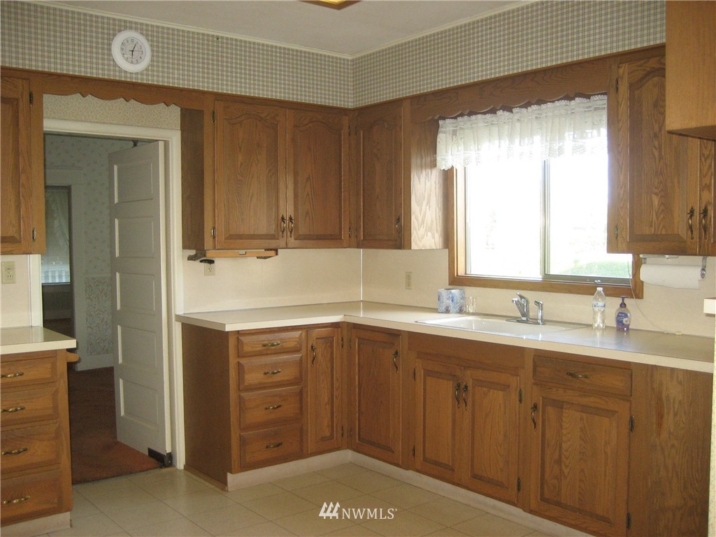 17816 McLean Road Mount Vernon, WA 98273 - Photo 6 of 23 Gallery Image 6