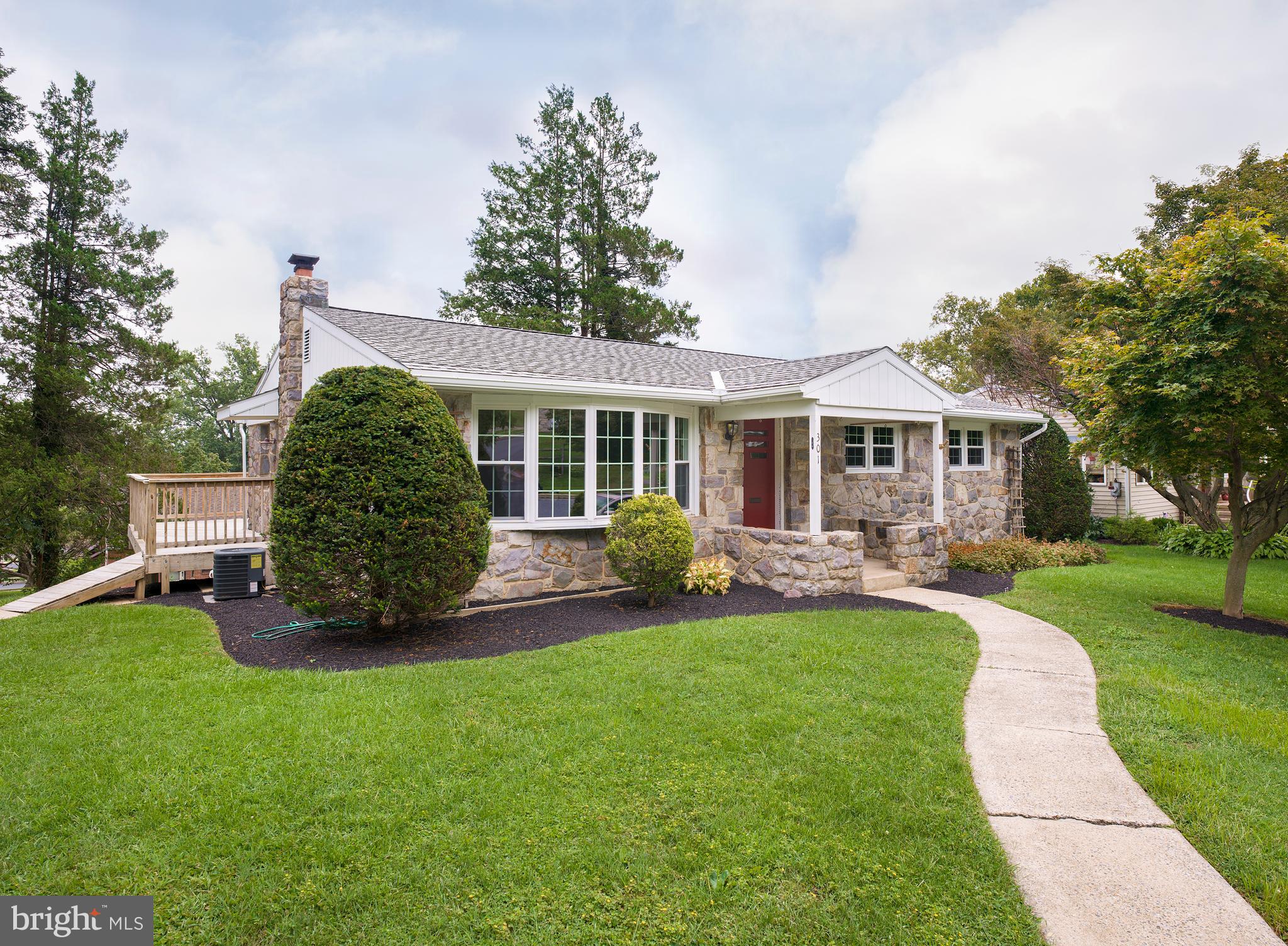 301 East Broad Street Reading, PA 19607 - Photo 1 of 19 Gallery Image 1