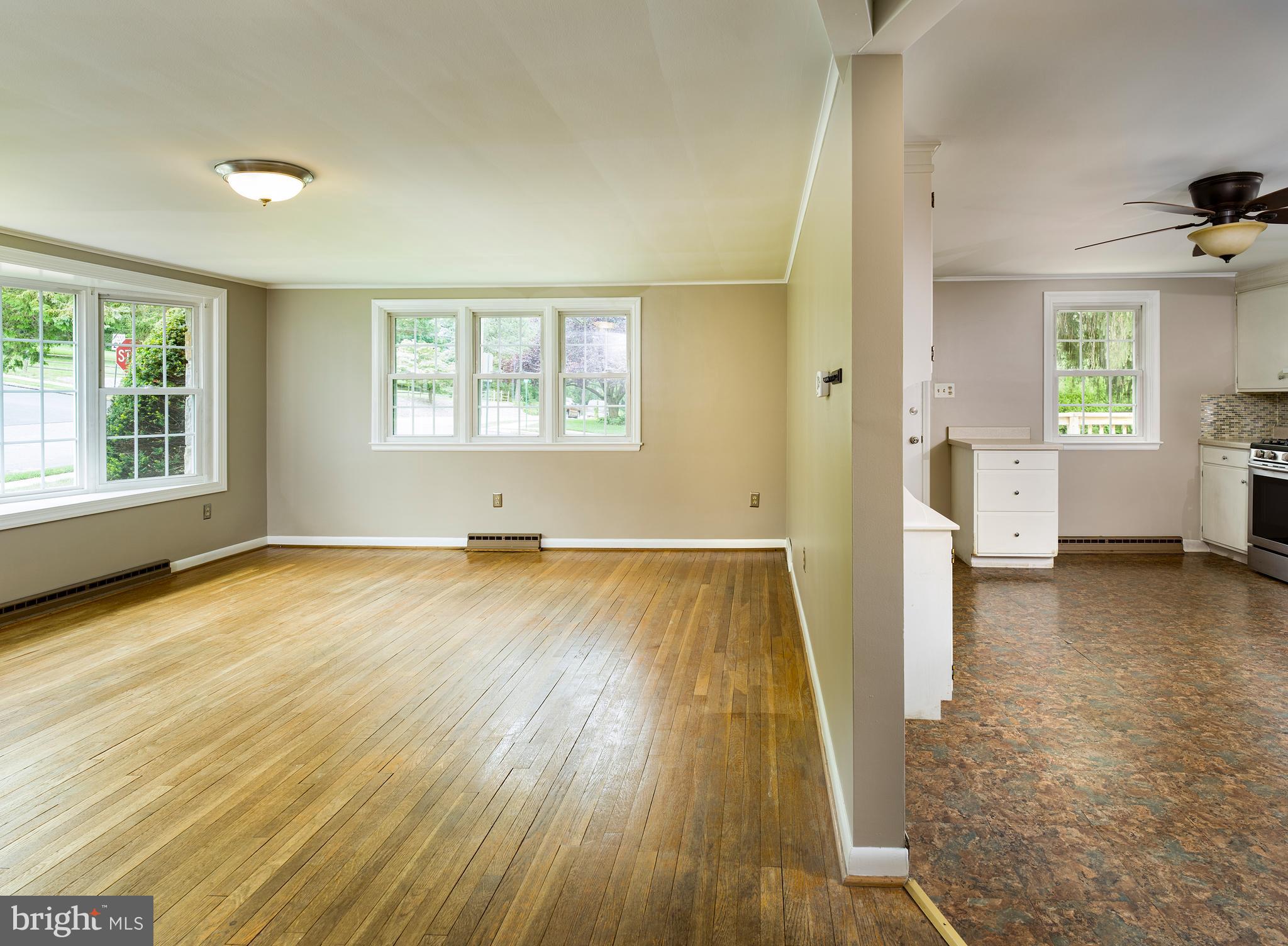 301 East Broad Street Reading, PA 19607 - Photo 7 of 19 Gallery Image 7