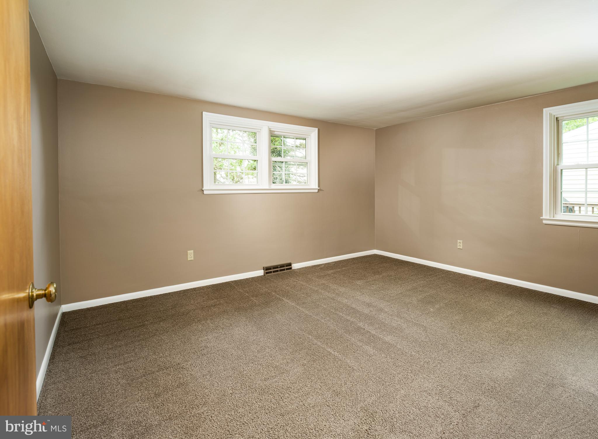 301 East Broad Street Reading, PA 19607 - Photo 10 of 19 Gallery Image 10