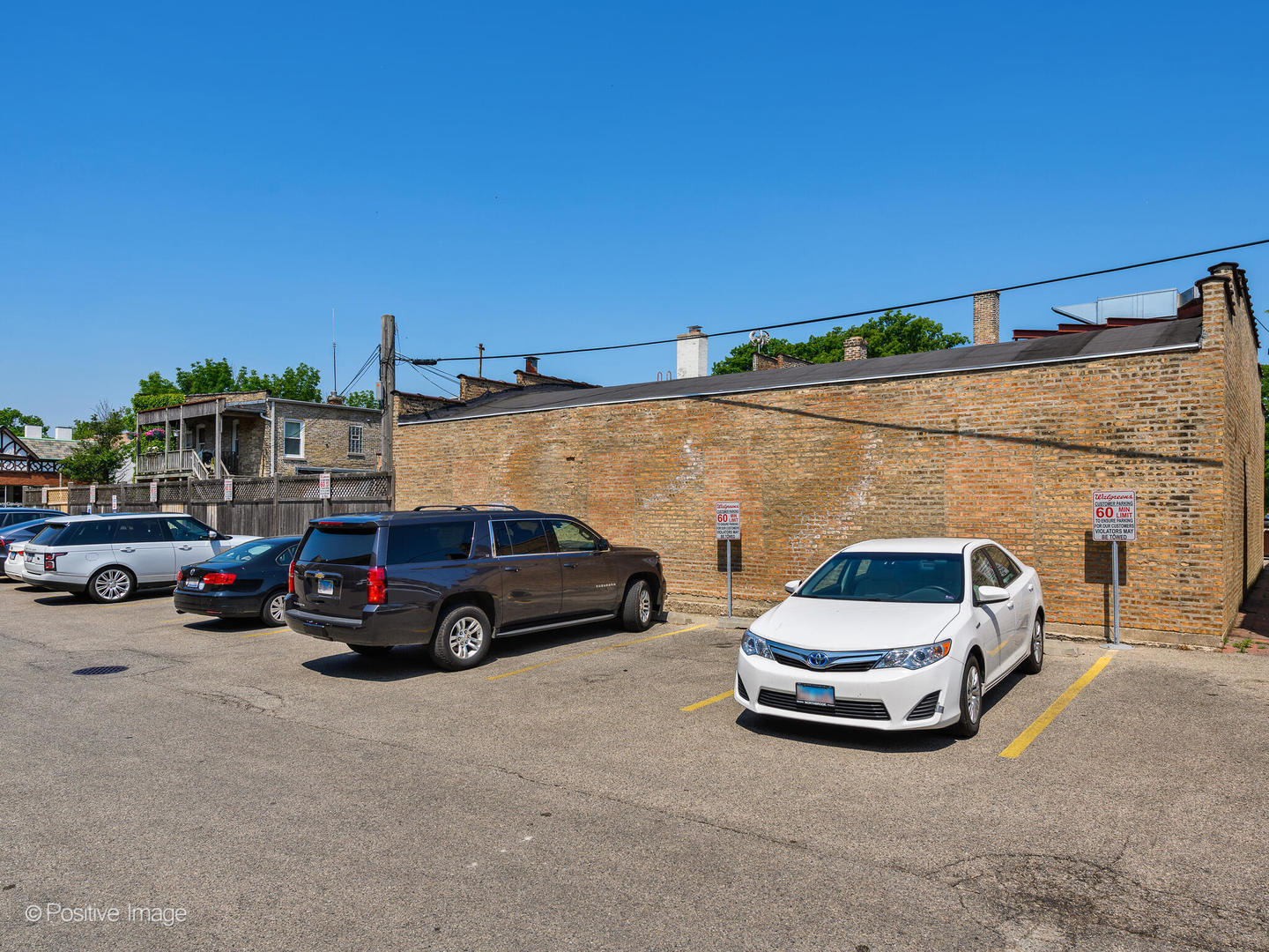 933 Green Bay Road Winnetka, IL 60093 - Photo 4 of 46