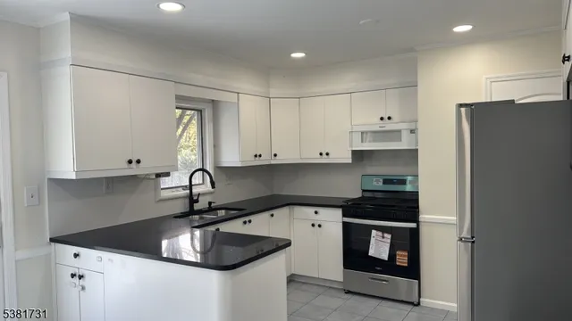 $599,999 | 107 Maple Street, Bridgewater, NJ 08807