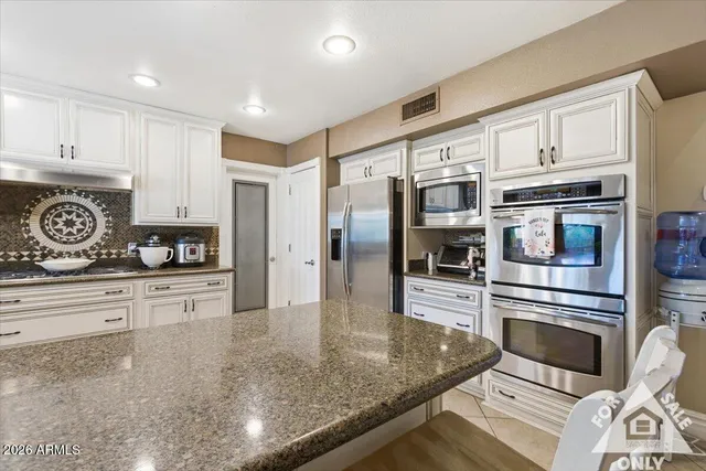 $995,000 | 3203 East Ellis Street, Mesa, AZ 85213