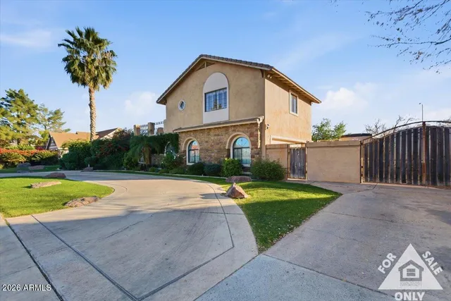 $995,000 | 3203 East Ellis Street, Mesa, AZ 85213