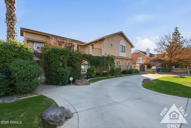 $995,000 | 3203 East Ellis Street, Mesa, AZ 85213