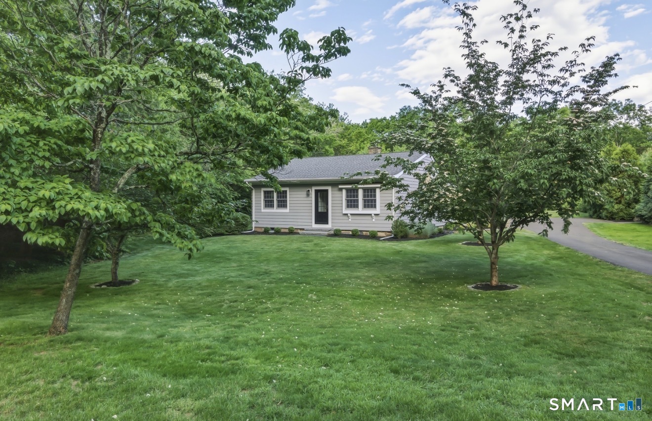 1511 Little Meadow Road Guilford, CT 06437 - Photo 3 of 40