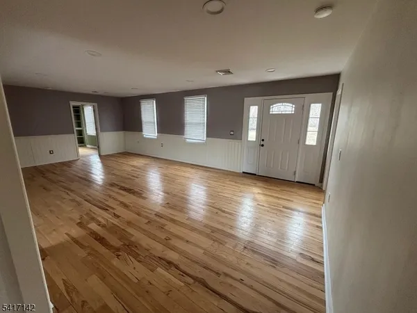 $3,300 | 7 Berry Road, Unit A, Wantage, NJ 07461