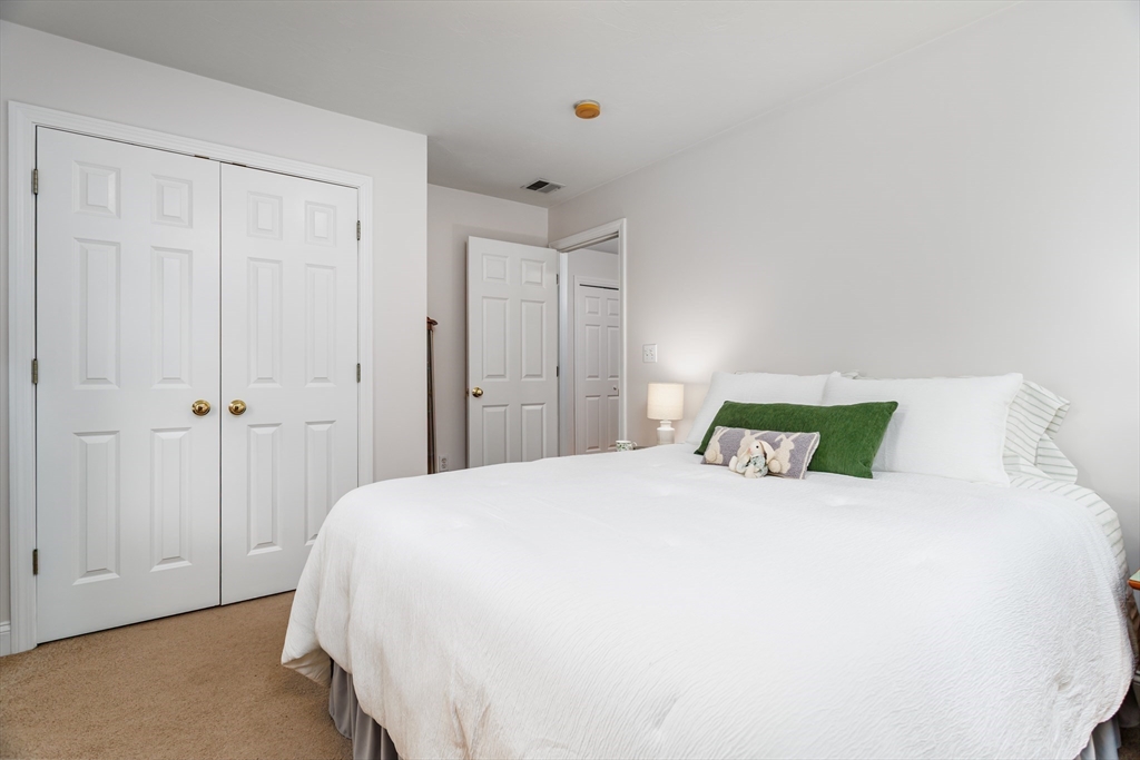 562 Mendon Road Sutton, MA 01590 - Photo 28 of 42 Gallery Image 28