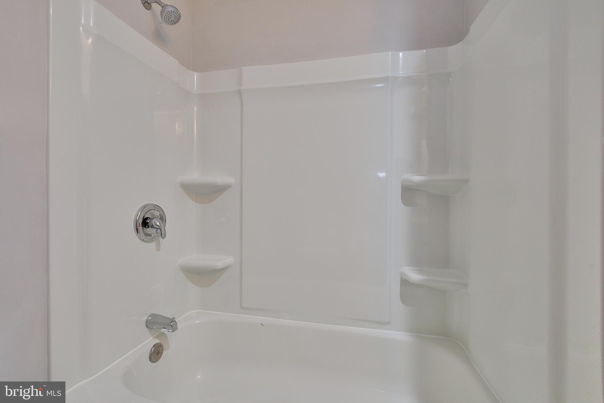 8233 Blue Ridge Court Manassas, VA 20109 - Photo 41 of 41 Gallery Image 41
