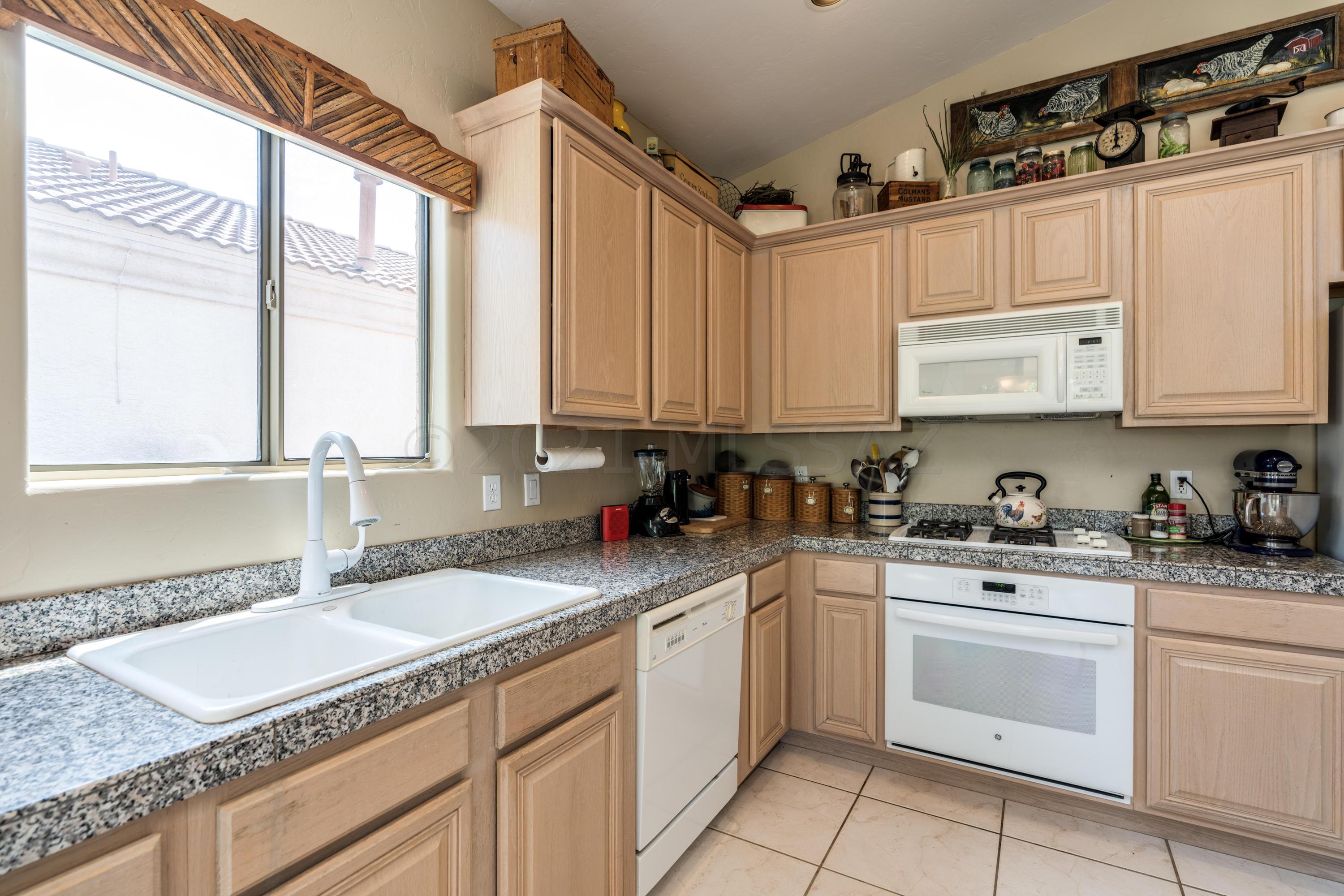 5228 North Spring Pointe Place Tucson, AZ 85749 - Photo 9 of 33