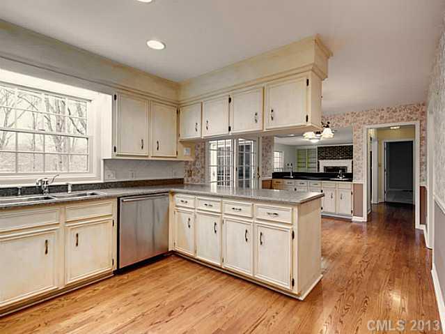 2639 High Ridge Road Charlotte, NC 28270 - Photo 6 of 16 Gallery Image 6