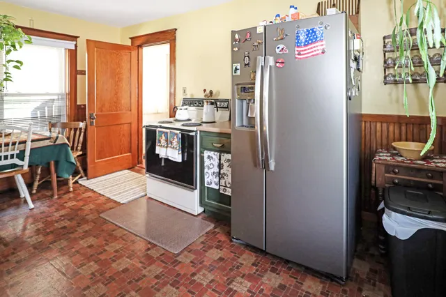 $199,900 | 696 Crescent Avenue, Rumford, ME 04276