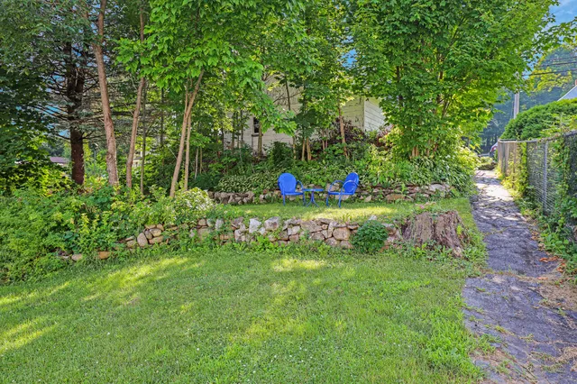 $199,900 | 696 Crescent Avenue, Rumford, ME 04276