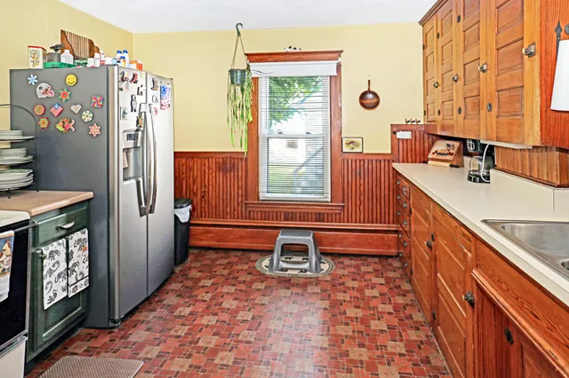 $199,900 | 696 Crescent Avenue, Rumford, ME 04276