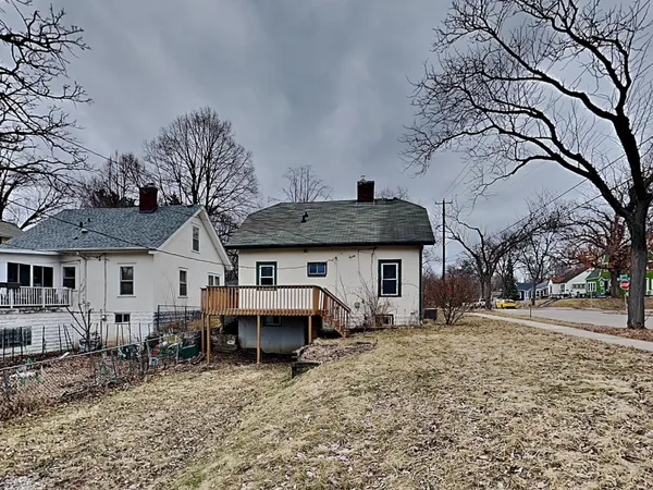 $1,915 | 3601 North Thomas Avenue, Minneapolis, MN 55412