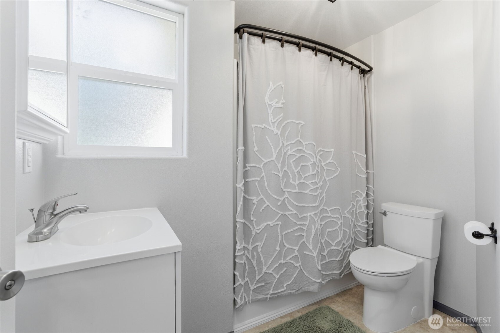 2016 42nd Avenue Longview, WA 98632 - Photo 22 of 32