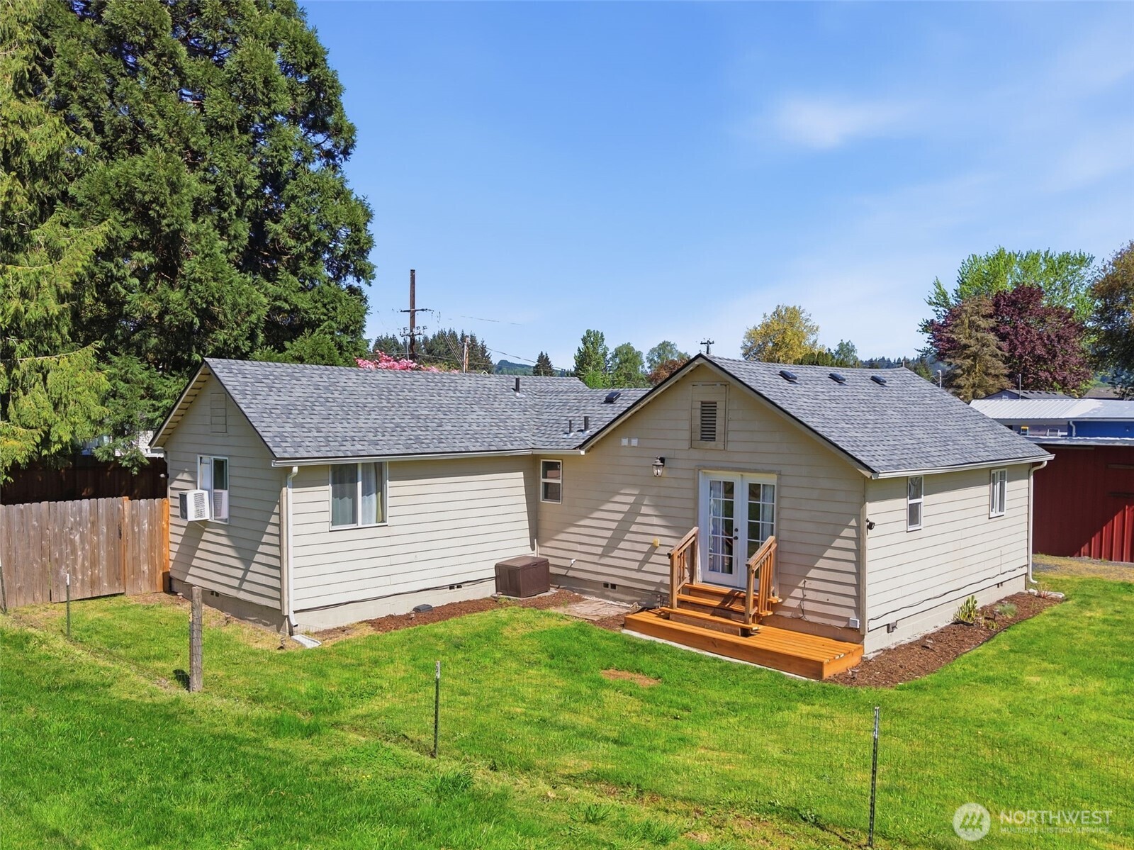 2016 42nd Avenue Longview, WA 98632 - Photo 10 of 32