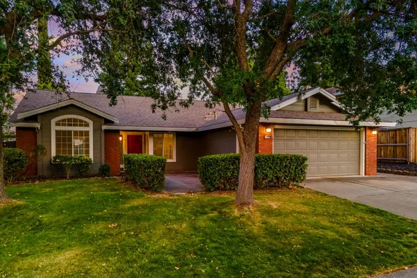 $724,000 | 126 Manseau Drive, Folsom, CA 95630