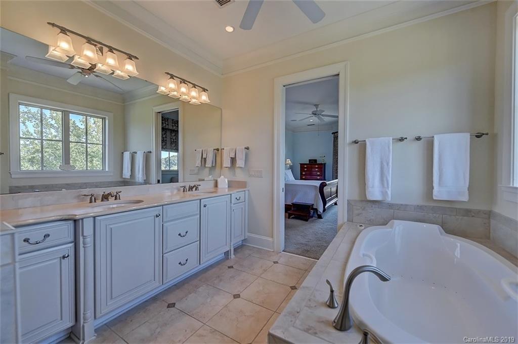 2823 Providence Road, Unit 147 Charlotte, NC 28211 - Photo 26 of 41 Gallery Image 26