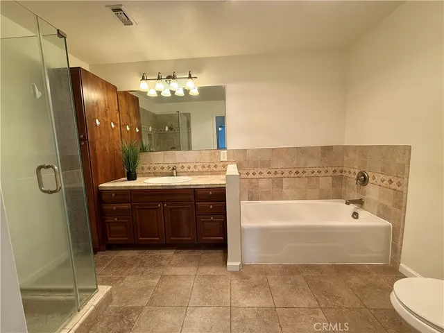 $3,200 | 45105 73rd, Lancaster, CA 93536