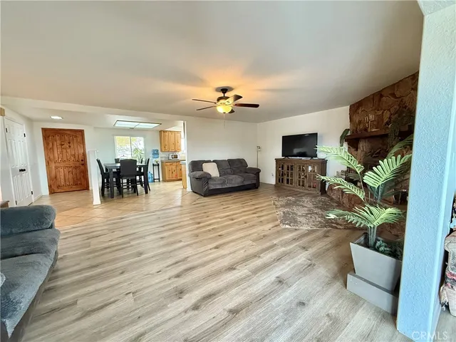 $3,200 | 45105 73rd, Lancaster, CA 93536