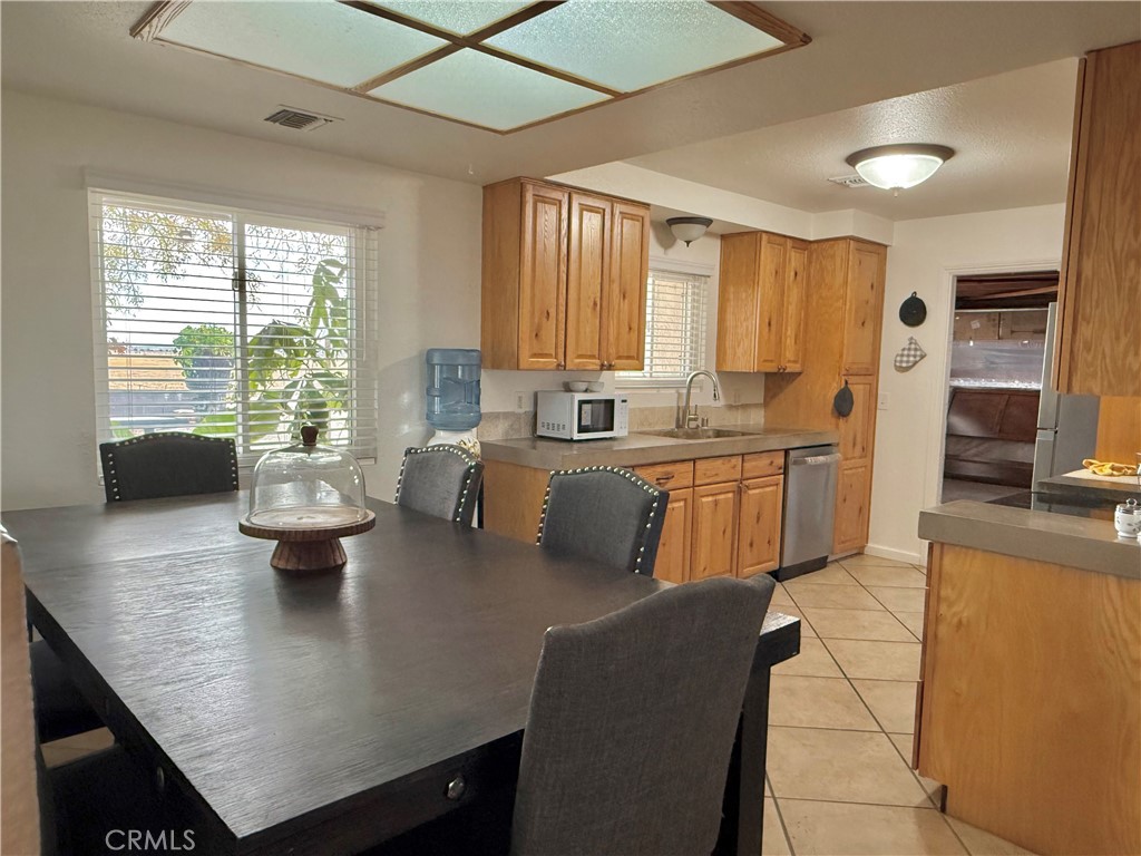 45105 73rd Lancaster, CA 93536 - Photo 4 of 19