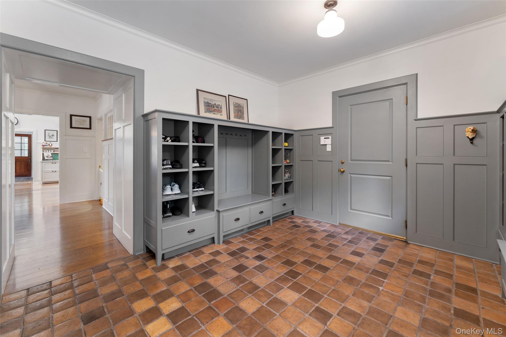 65 Garden Road Scarsdale, NY 10583 - Photo 29 of 48 a bedroom with a bed and a cabinets