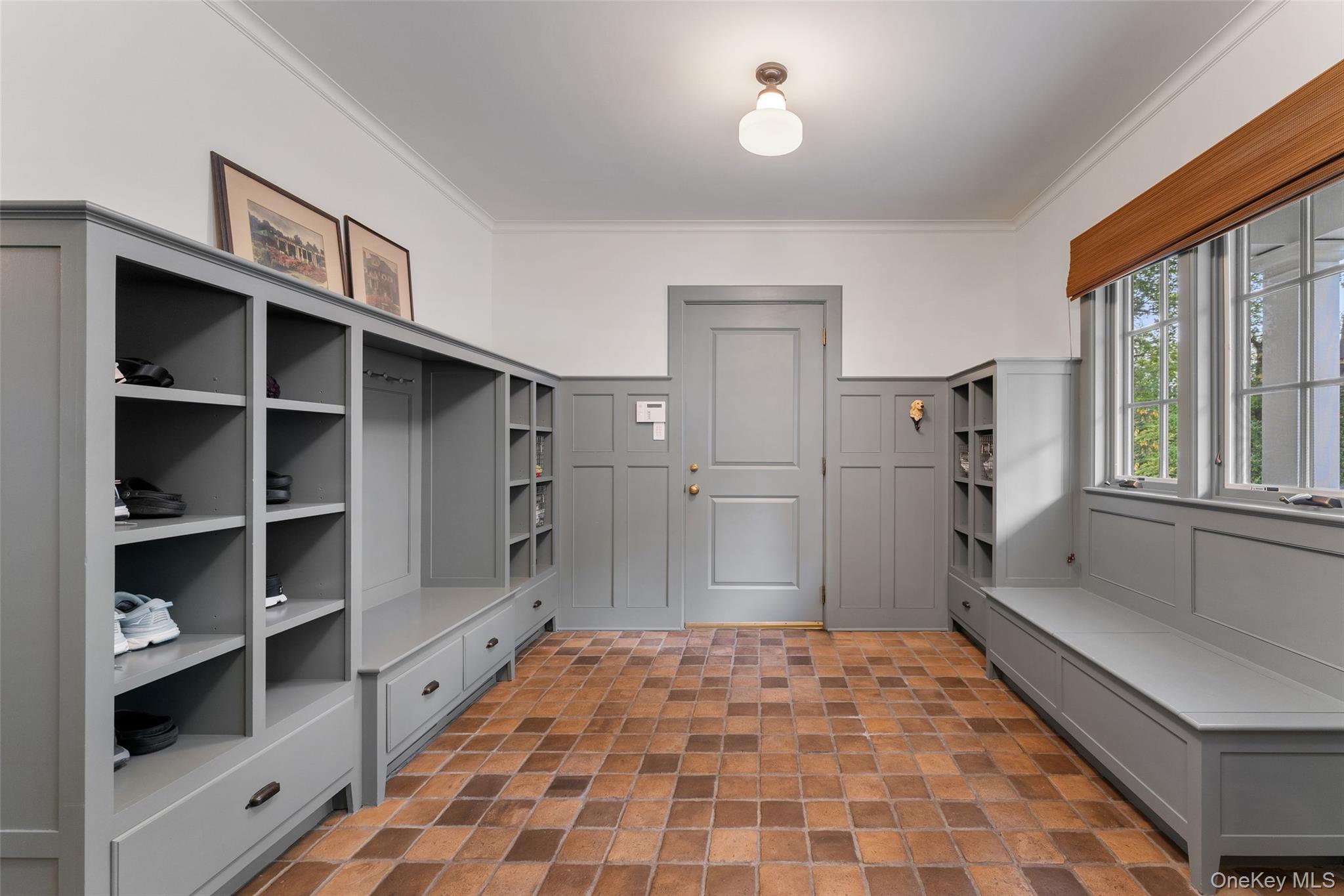 65 Garden Road Scarsdale, NY 10583 - Photo 30 of 48 a bathroom with a bathtub and a window