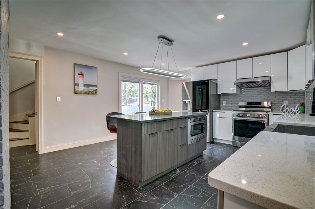 94 Merrymount Road Quincy, MA 02169 - Photo 15 of 42 Gallery Image 15