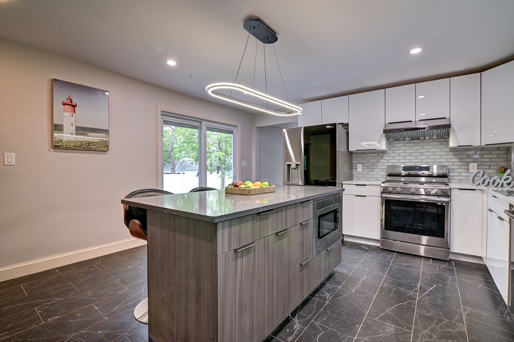 94 Merrymount Road Quincy, MA 02169 - Photo 17 of 42 Gallery Image 17