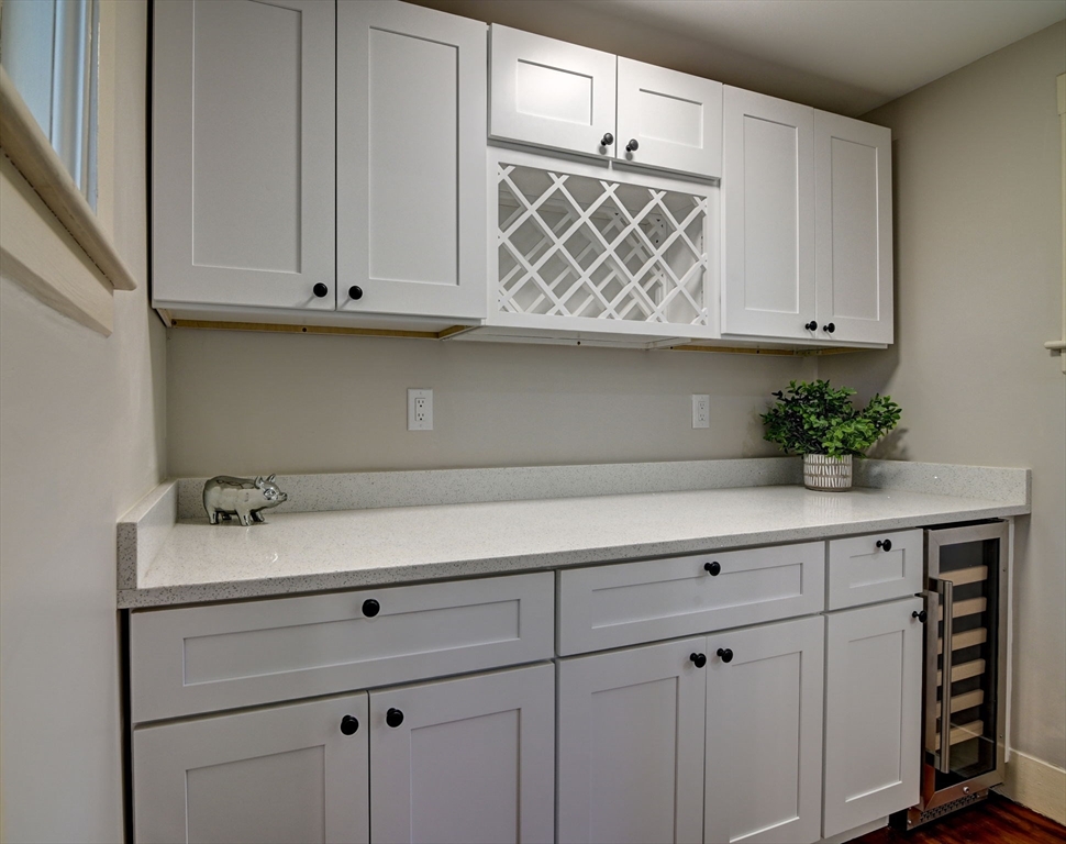 94 Merrymount Road Quincy, MA 02169 - Photo 19 of 42 Gallery Image 19