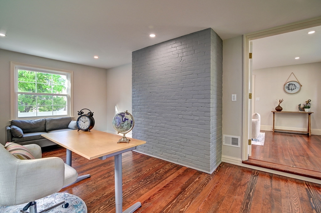 94 Merrymount Road Quincy, MA 02169 - Photo 10 of 42 Gallery Image 10