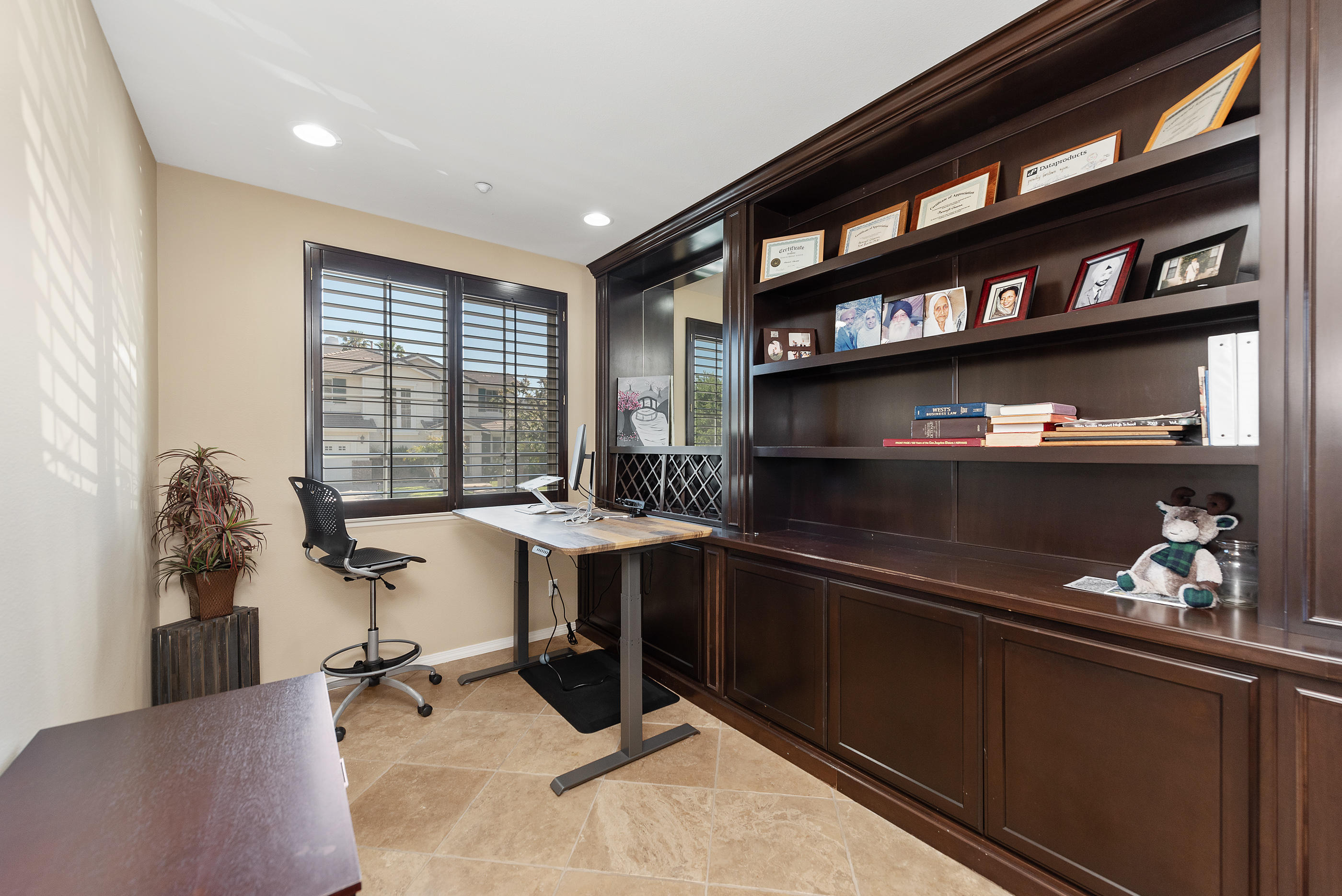 1567 Hidden Ranch Drive Simi Valley, CA 93063 - Photo 22 of 53 a room with a large window and shelf