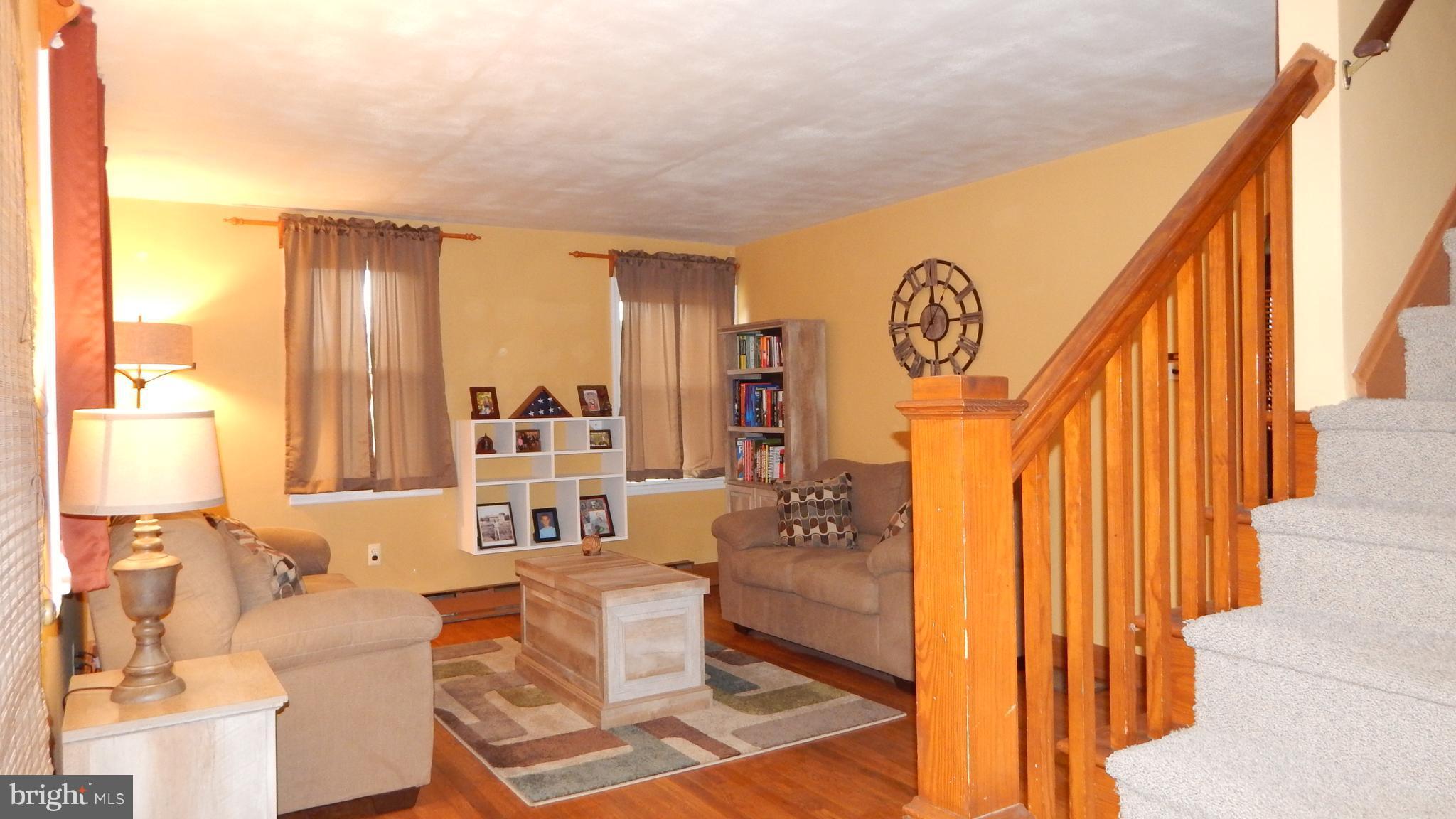 3658 Wayne Road Chambersburg, PA 17202 - Photo 6 of 24 Family Room