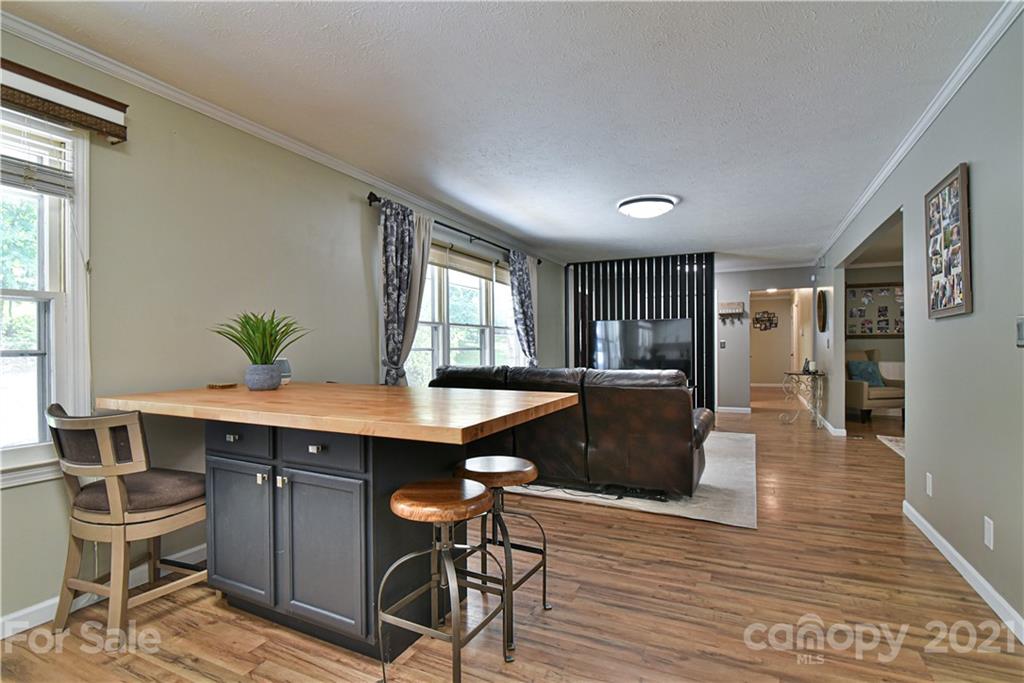 4077 Little River Road Hendersonville, NC 28739 - Photo 13 of 38 Gallery Image 13