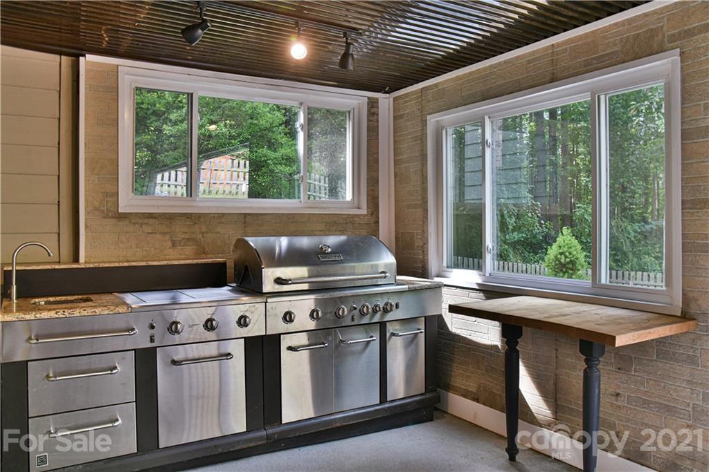 4077 Little River Road Hendersonville, NC 28739 - Photo 32 of 38 Gallery Image 32