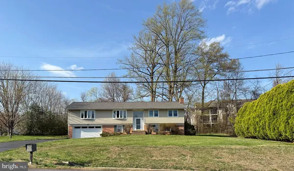 $775,000 | 12106 Ruffin Drive, Fairfax, VA 22030