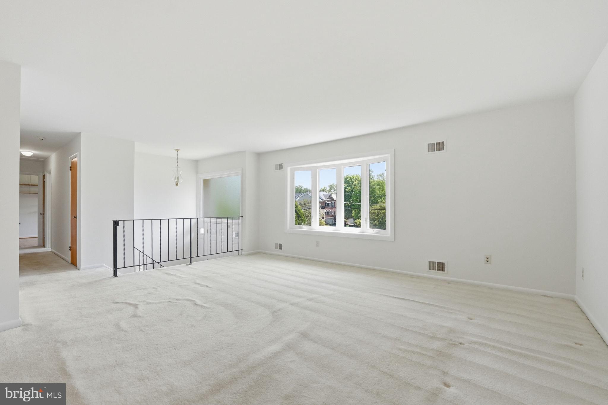 12106 Ruffin Drive Fairfax, VA 22030 - Photo 5 of 41 Upper Level of Single Family House