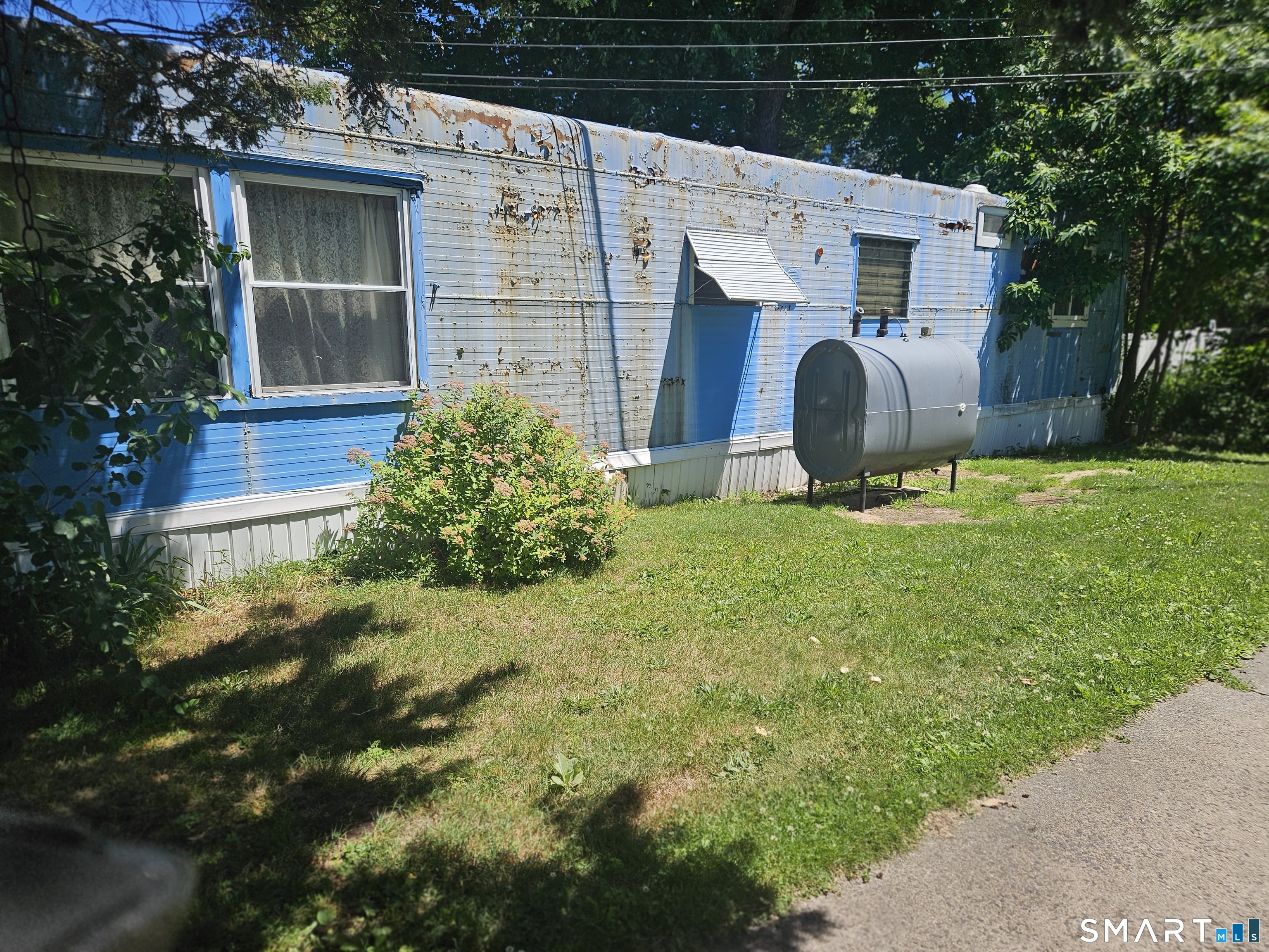 482 Broad Street Bristol, CT 06010 - Photo 3 of 3